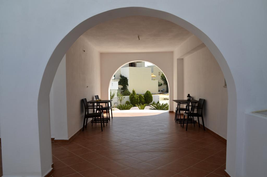Alex Mike Appartement Agia Anna  Buitenkant foto