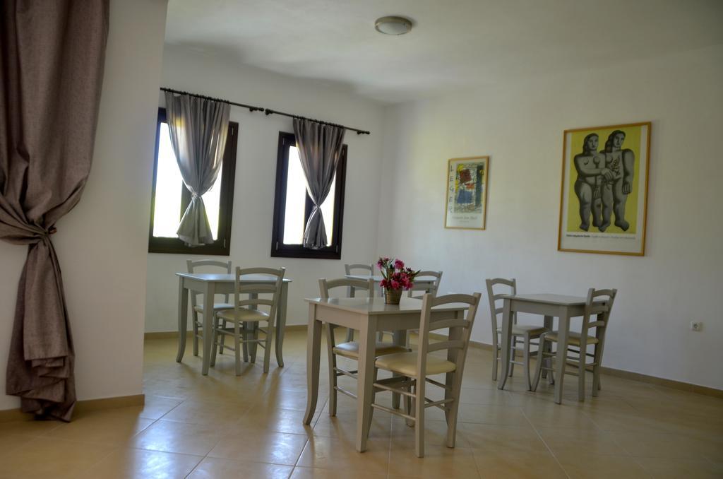 Alex Mike Appartement Agia Anna  Buitenkant foto