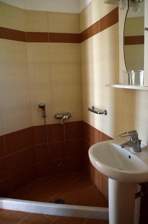 Alex Mike Appartement Agia Anna  Buitenkant foto