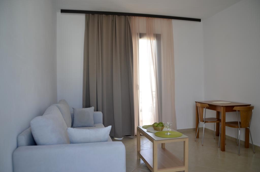 Alex Mike Appartement Agia Anna  Buitenkant foto